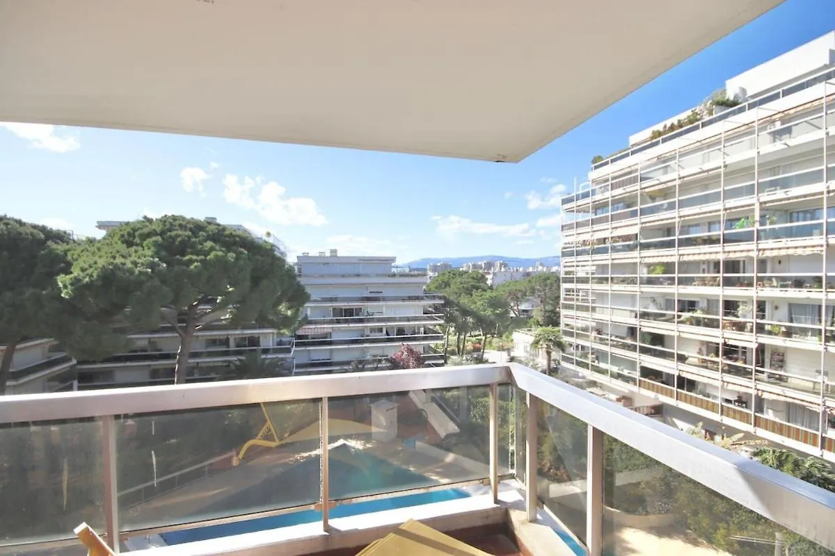 Apartment Lovely 2 Rooms 25M2 - Pool - Ac - Terrace Antibes